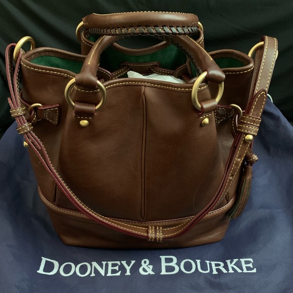 Dooney and Bourke Bag - Picture 2 of 6